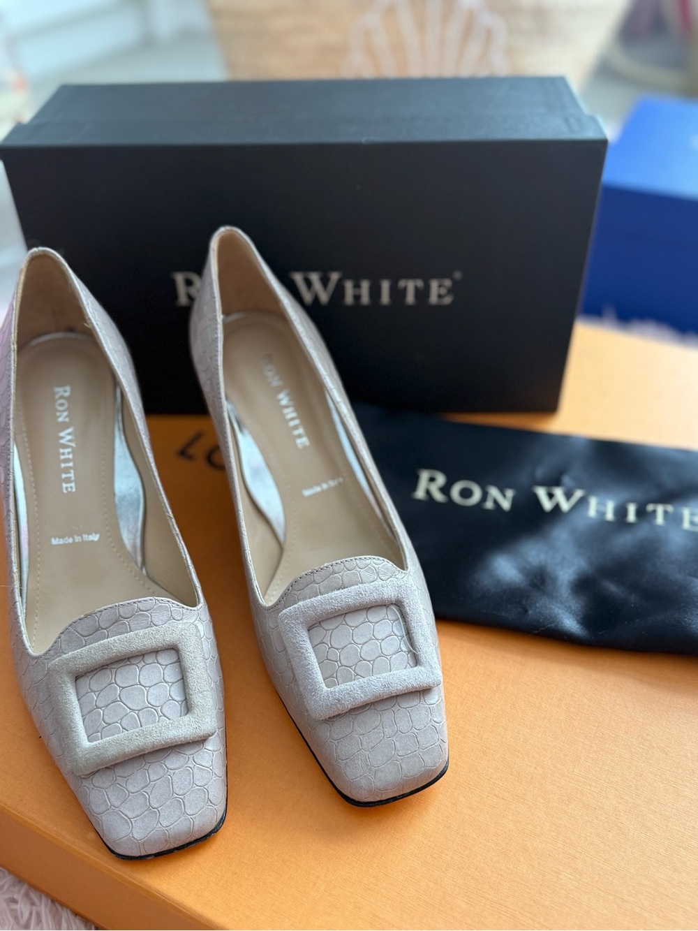 Ron White Cream Textured Buckle Pumps